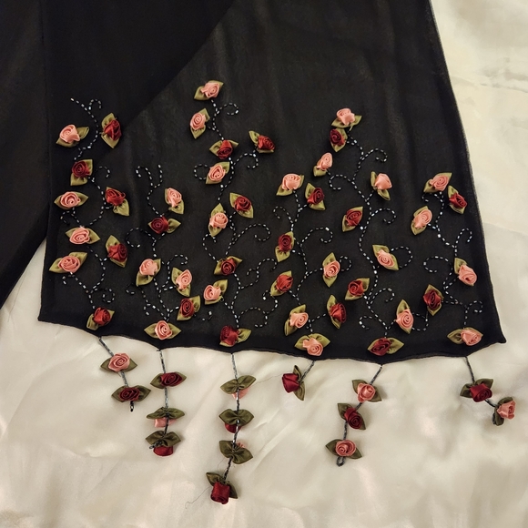 Vintage Womens Black Sheer Scarf/Shawl with Rosebuds & Fringe Accents 60" x 16" - Picture 9 of 10
